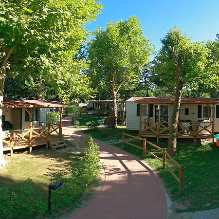 Village Maggiore 도멜레토