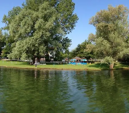 Parque de vacaciones Village Maggiore *