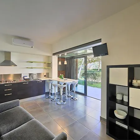 Semesterpark Village Maggiore *