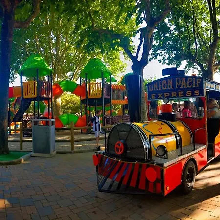 Village Maggiore Semesterpark *